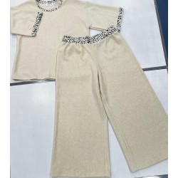 Conjunto beige Dalmata