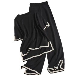 Conjunto con abertura en mangas y bajos